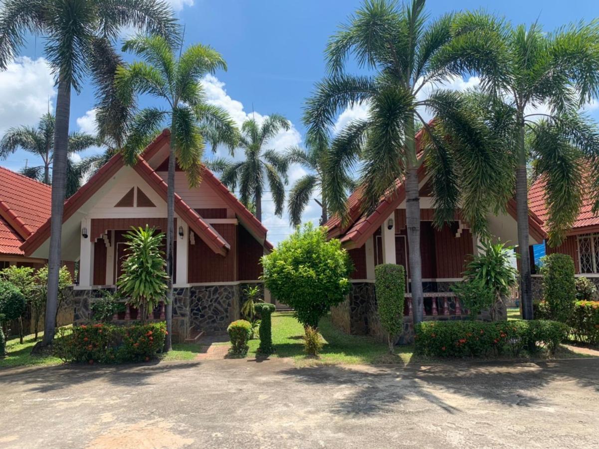Bunraksa Resort Kamphaeng Phet Bagian luar foto