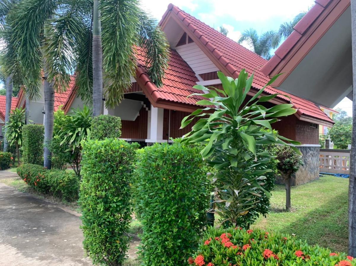 Bunraksa Resort Kamphaeng Phet Bagian luar foto