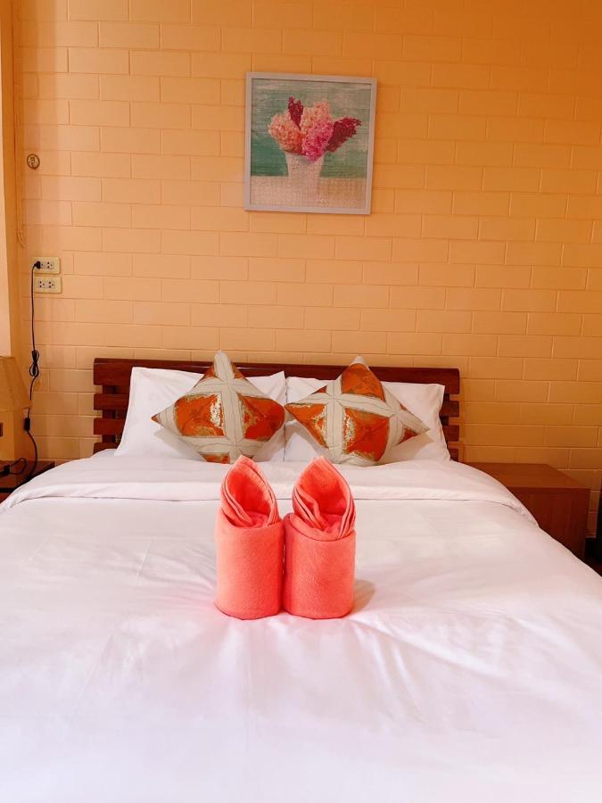Bunraksa Resort Kamphaeng Phet Bagian luar foto